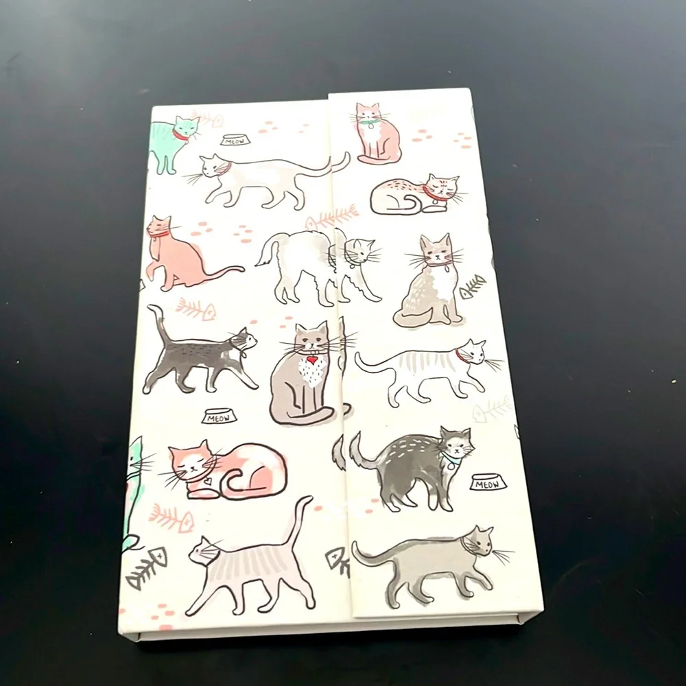 3-fold Cat Organizer!